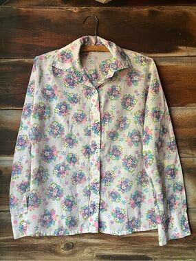 Vintage floral blouse pink blue 1960s 1970s collar M-L, likely one of a kind